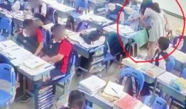 张老师学生爆料视频播放,揭秘校园内幕