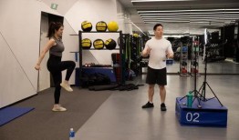 上海健身教练爆料视频,揭秘健身教练的真实生活与困境