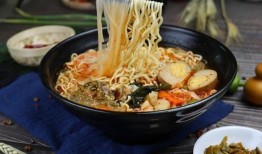 老坛酸菜面爆料新闻,揭秘食品行业潜规则与消费者权益受损